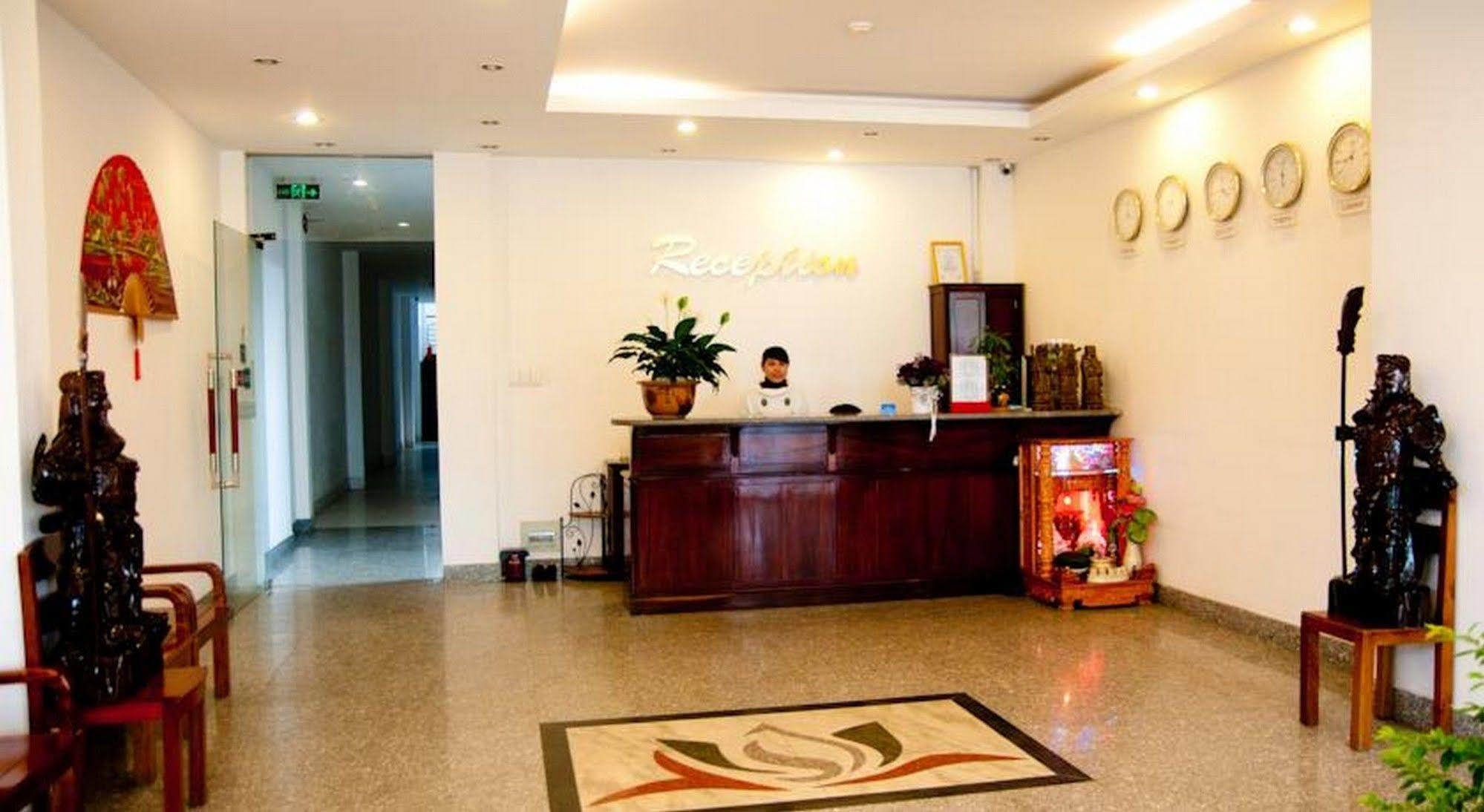 Golden Lotus Hotell Hue Exteriör bild