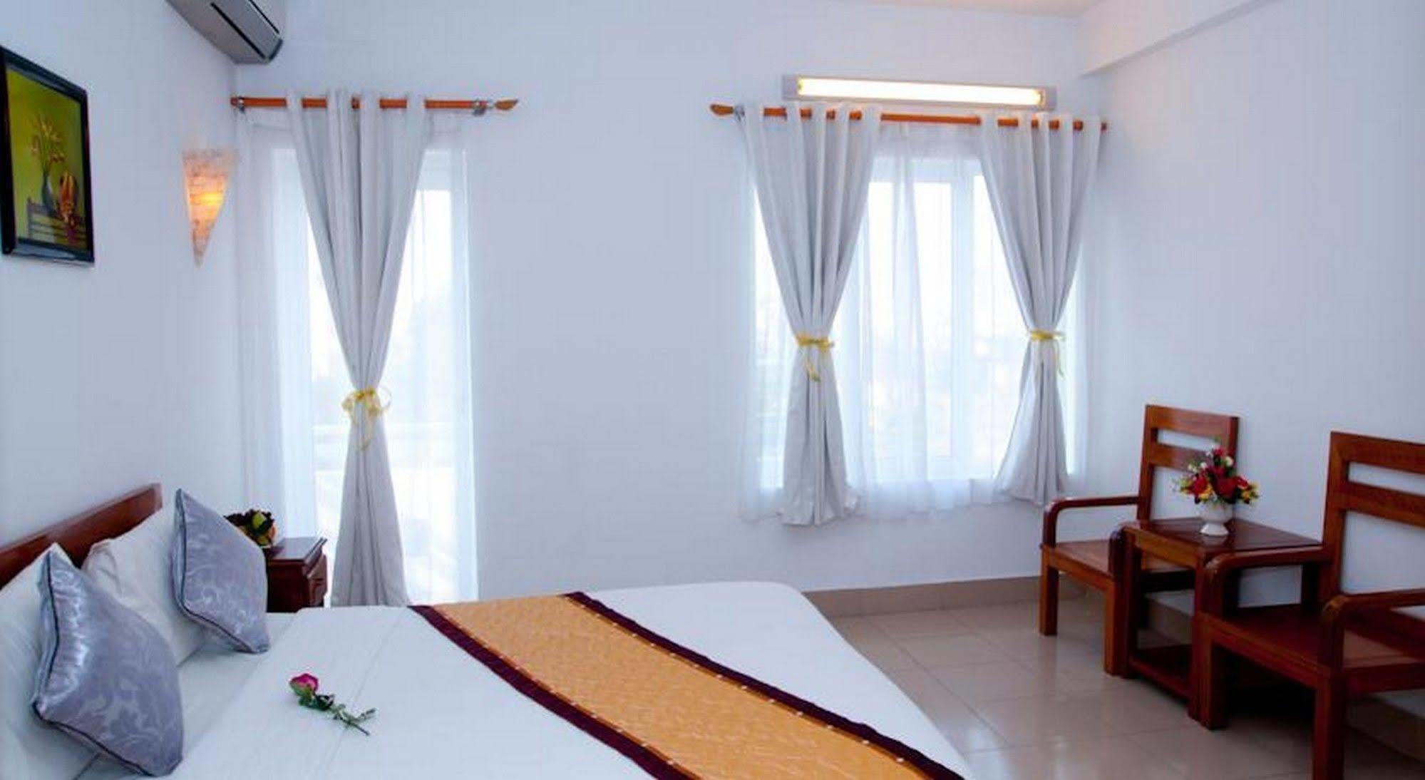 Golden Lotus Hotell Hue Exteriör bild